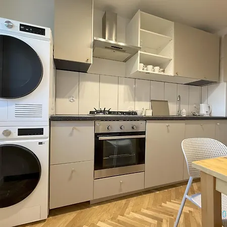 Habitación en casa particular Marina At Center & Seaside